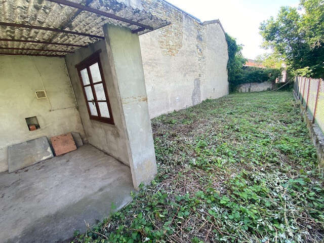 Maison à THURET