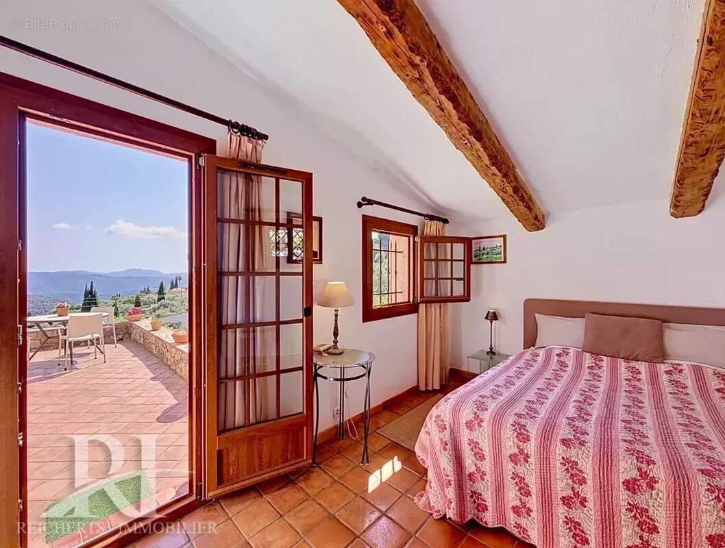 Maison à SPERACEDES