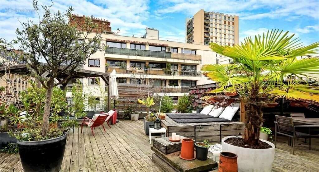 Appartement à PARIS-20E