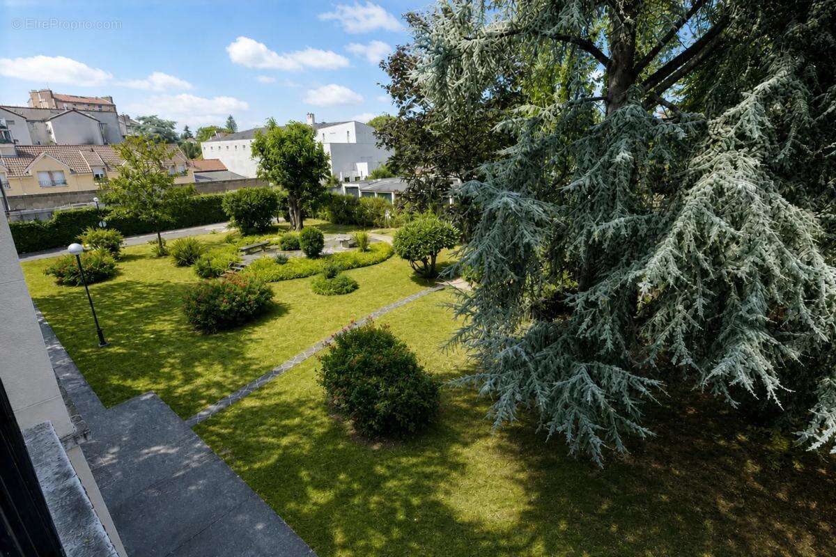 Grand appartement de 4 pièces (2 chambres) de 92 m² à Deuil-la-Barre - photo 8