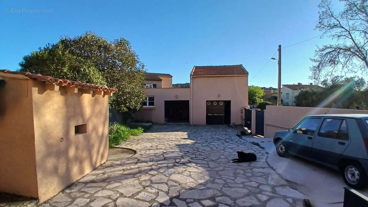 Autre à SIX-FOURS-LES-PLAGES