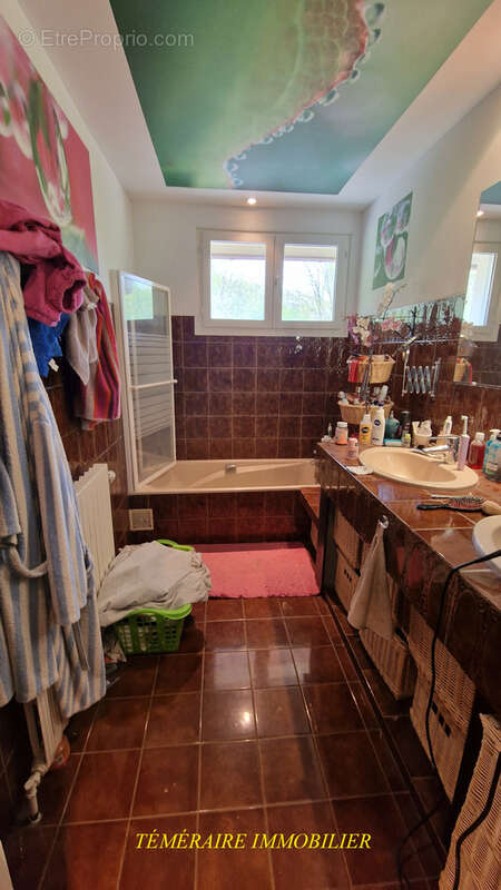 Maison à BOURG-DE-SIROD