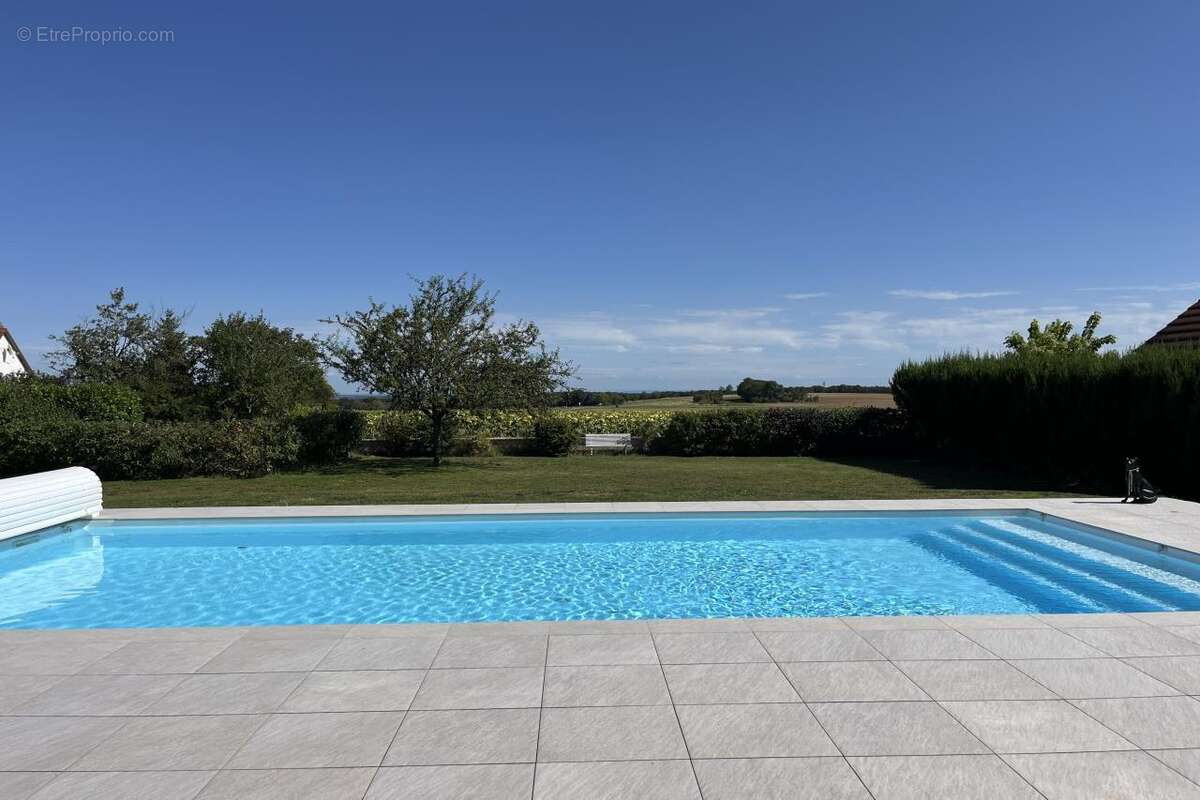 Maison à MARSANNAY-LE-BOIS