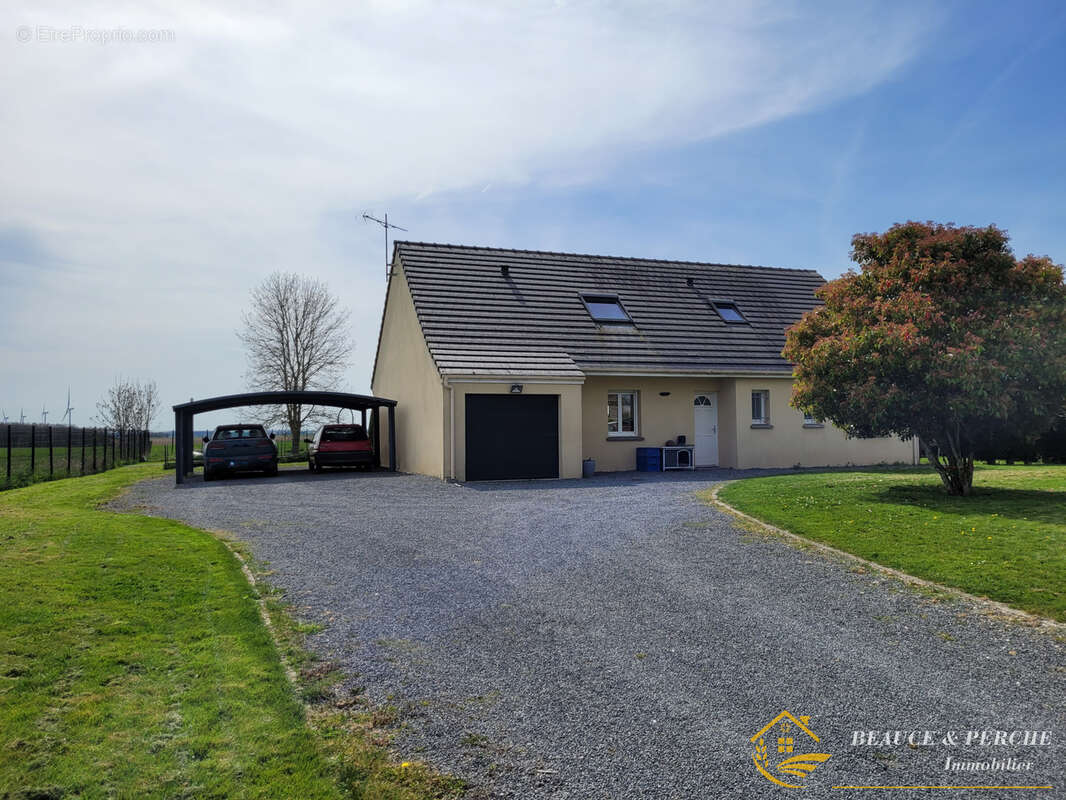 Maison à ILLIERS-COMBRAY