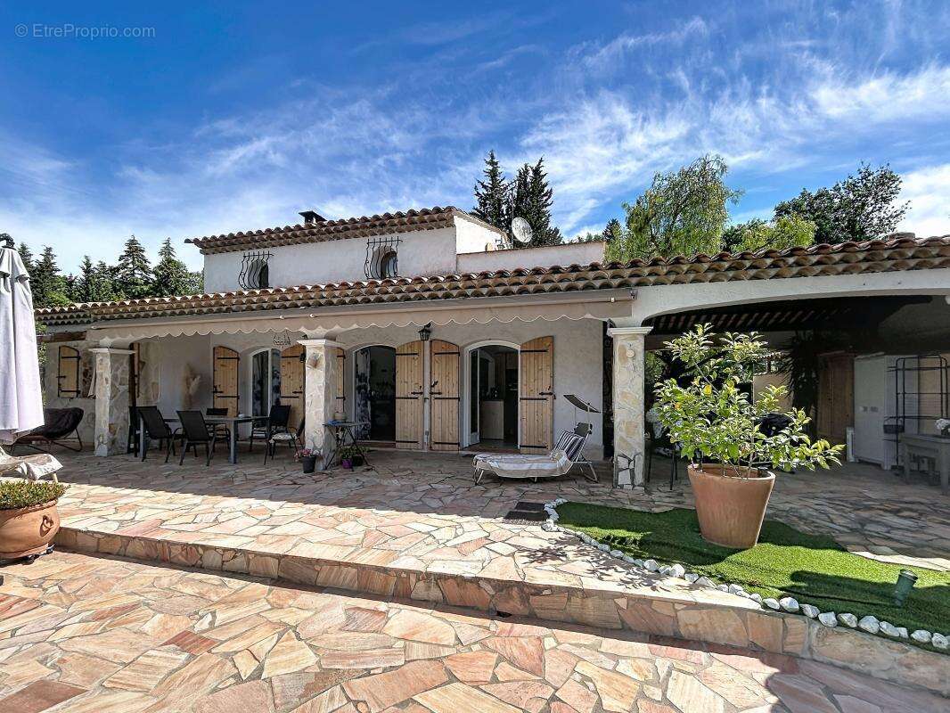 Maison à CAGNES-SUR-MER