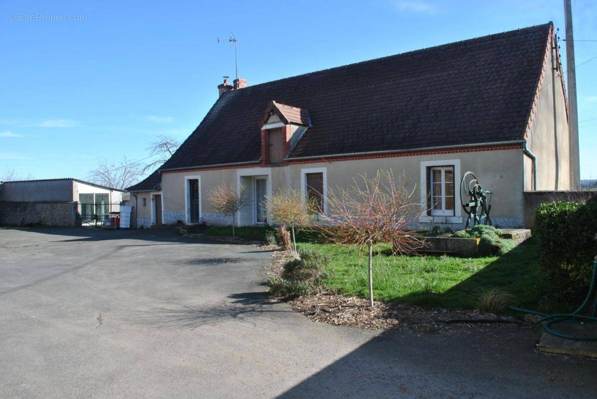 Maison à CHATEAUMEILLANT
