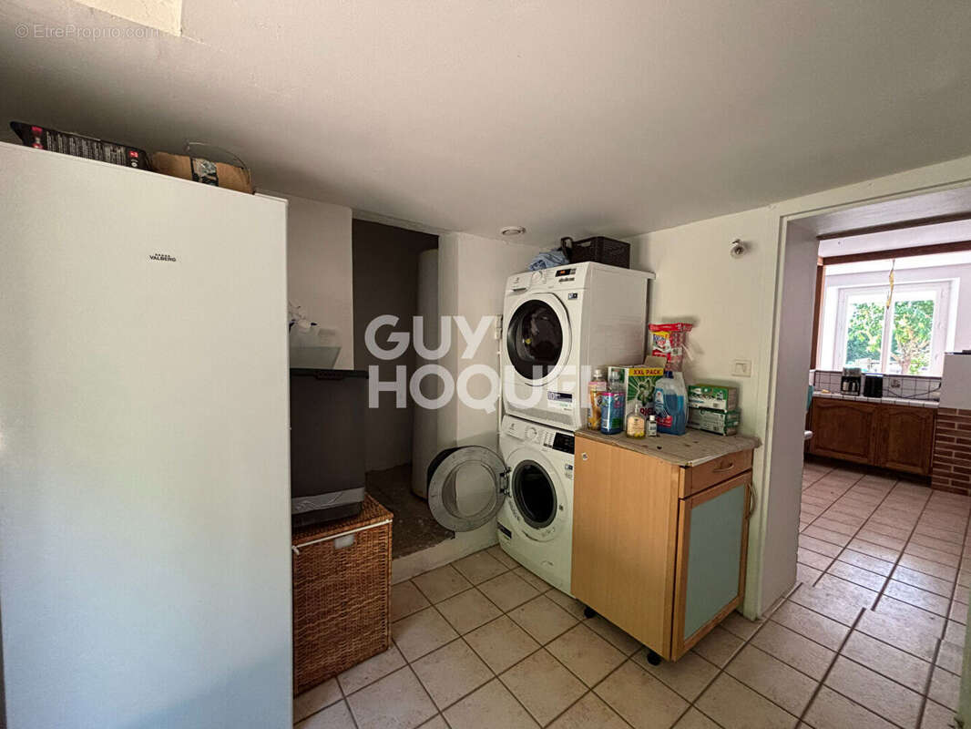 Maison à TREMBLAY-LES-VILLAGES