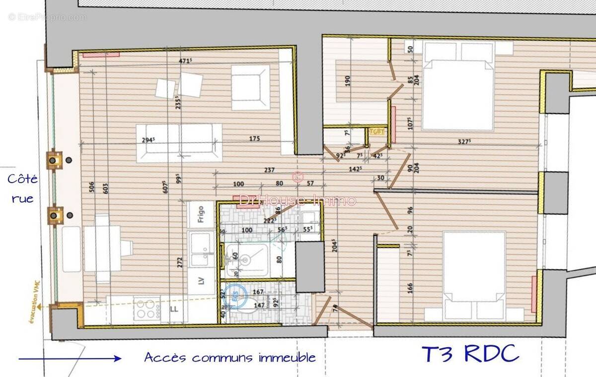 Appartement 84 m² à Saint-Etienne  - photo 1