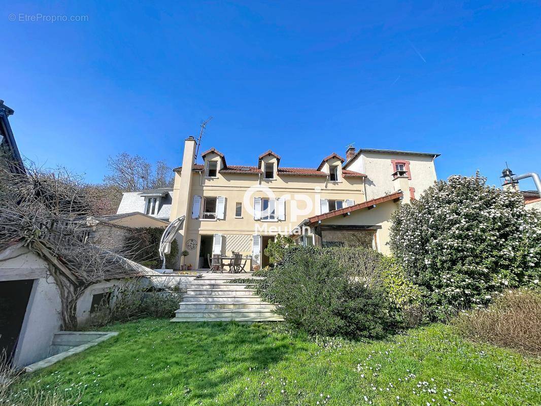 Maison à HARDRICOURT