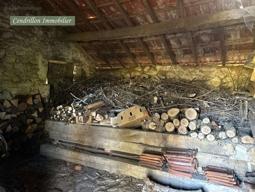 Maison à SAINT-MARTIN-CHATEAU