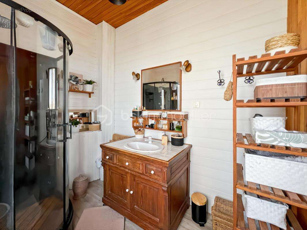 Maison à LIMEIL-BREVANNES