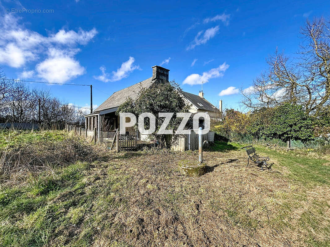 Maison à CHERENCE-LE-HERON