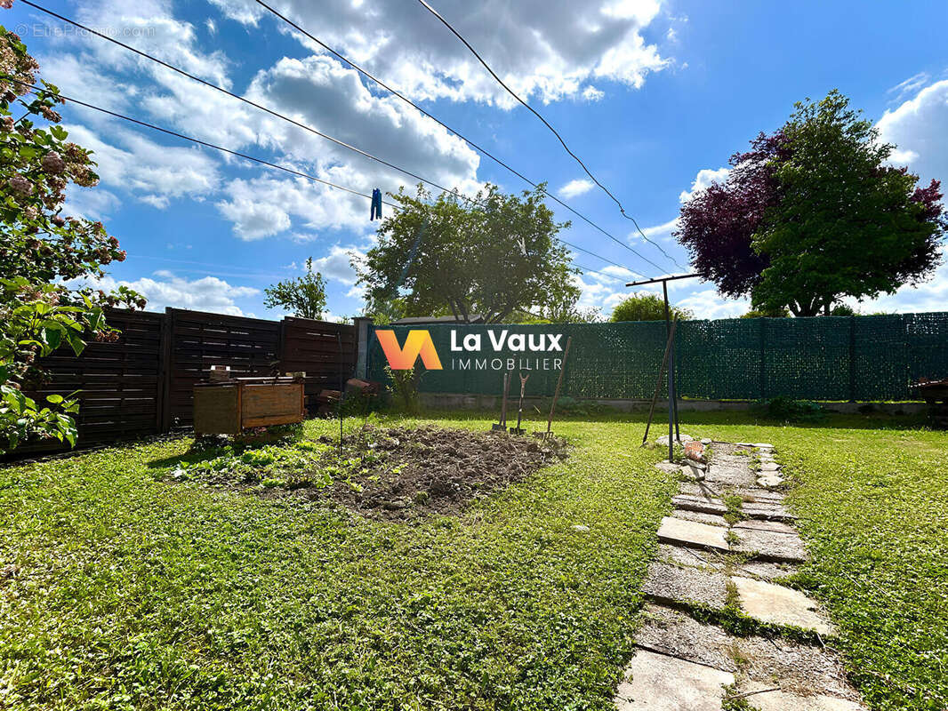 Maison à BAINVILLE-SUR-MADON