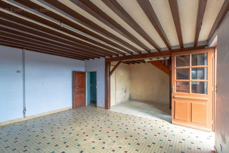 Maison à MOULINS-LA-MARCHE