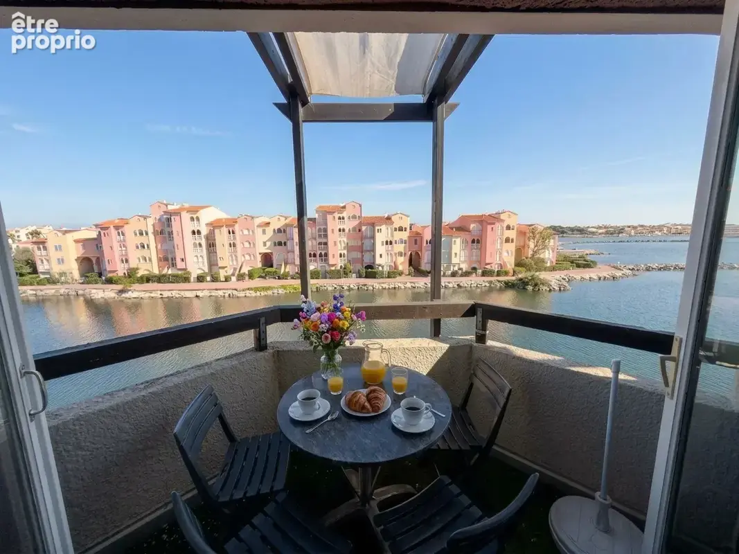 Rare à Le Barcarès   Duplex T3 au bord de l'eau avec vue panoramique & comble aménageable - photo 1