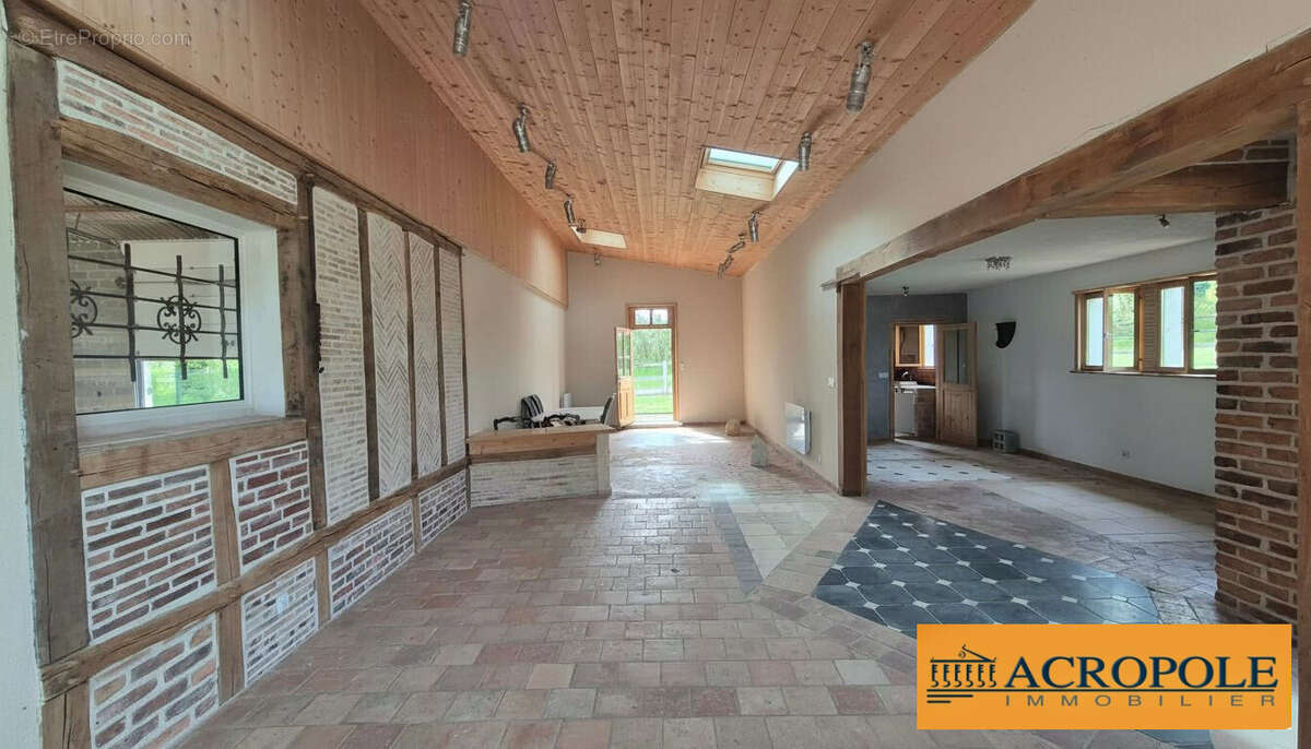 Appartement à COULLONS