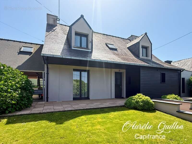Maison à LA CHAPELLE-CARO