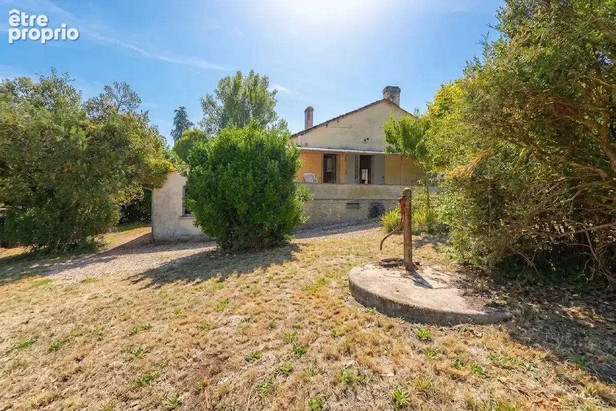Maison en pierre - 115 m2 - 4 ch - proche ecole - photo 4