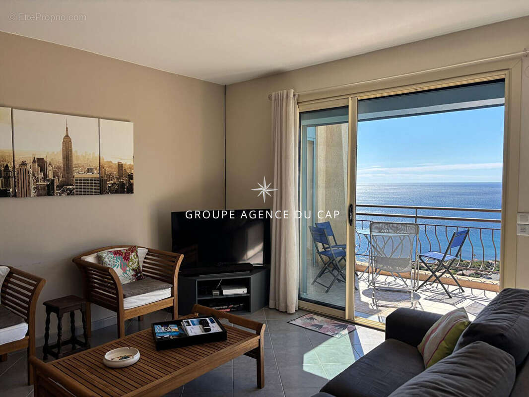 A vendre villa "beaumont" 4 chambres 2 appartements piscine parkings aux issambres - photo 9