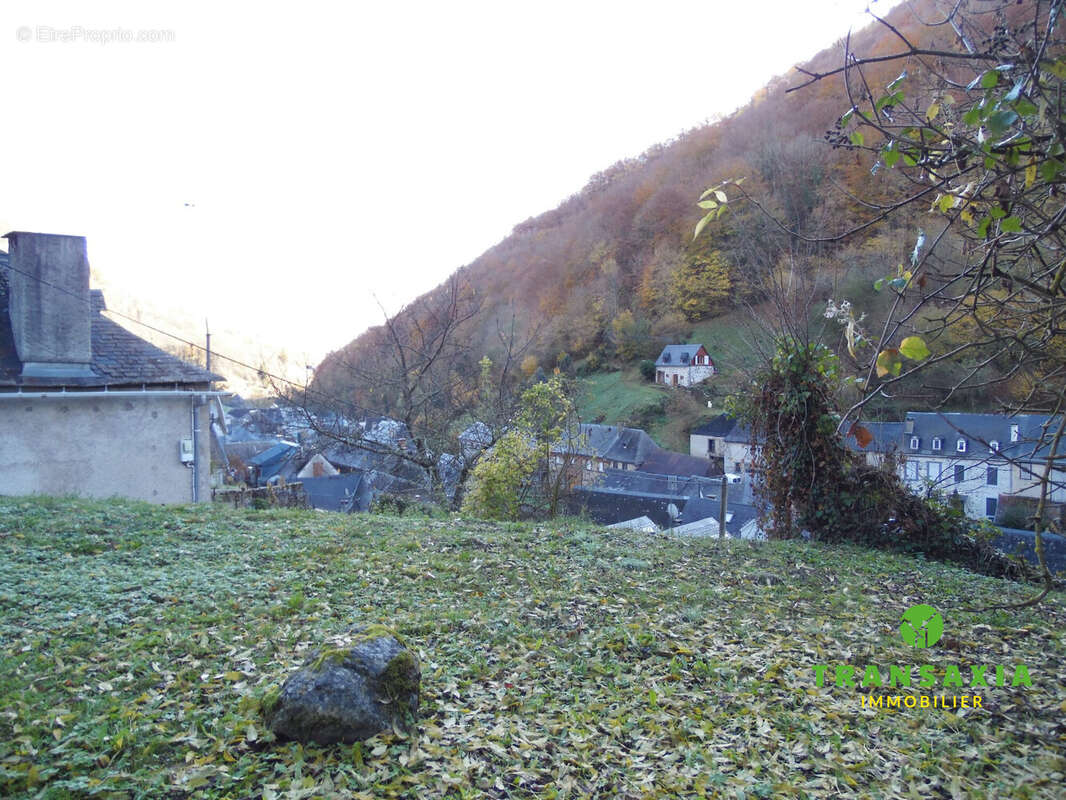 Maison à SAINT-LARY