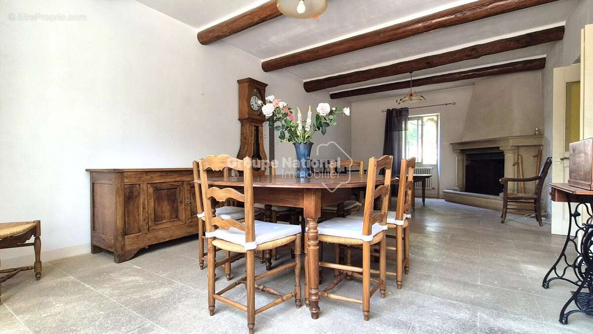Beaumes de venise mas de caractere sur 2893 m² de terrain - photo 28