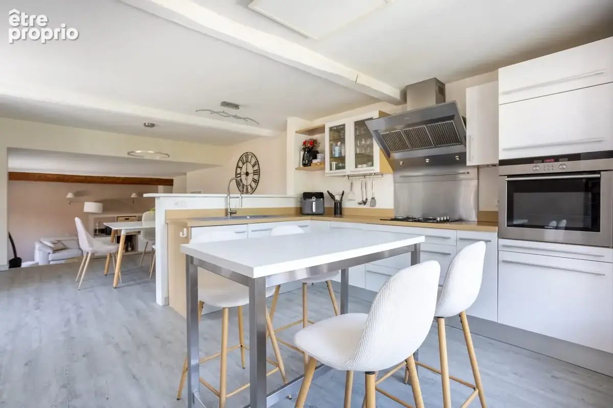 Maison 6 pièces 147 m² à vendre à Saint-Bonnet-Pres-Riom (63200) - photo 4