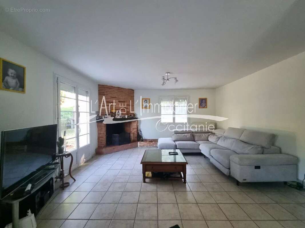 Maison 215 m² à Merville  - photo 2