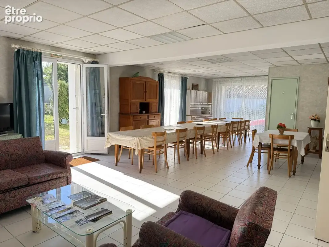 Maison 13 pièces 329 m² à vendre à Semussac (17120) - photo 2