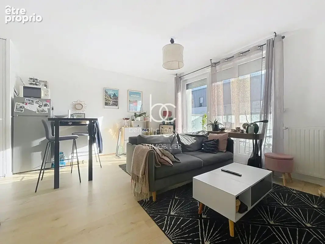 Saint Avé Centre - Appartement T2 avec terrasse et parking - photo 2