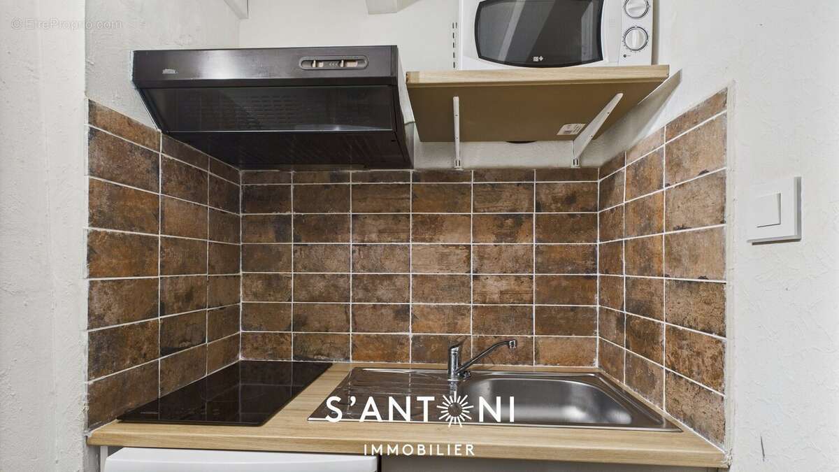 PEZENAS- Immeuble de rapport centre-ville - photo 11