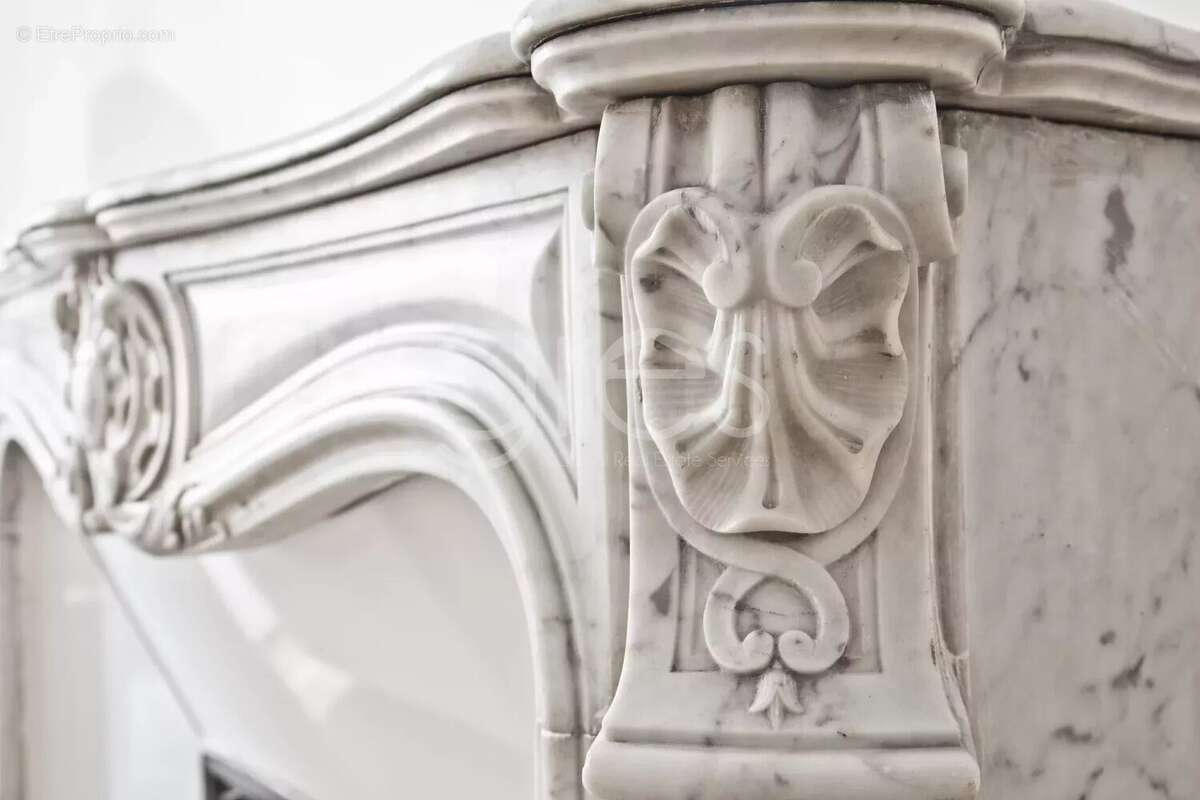 Appartement à PARIS-7E