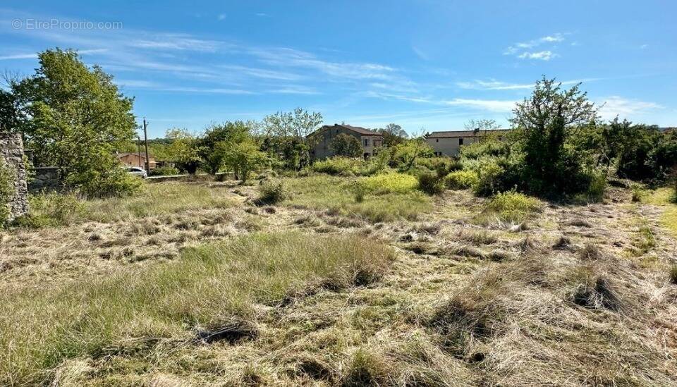 Terrain à VAGNAS