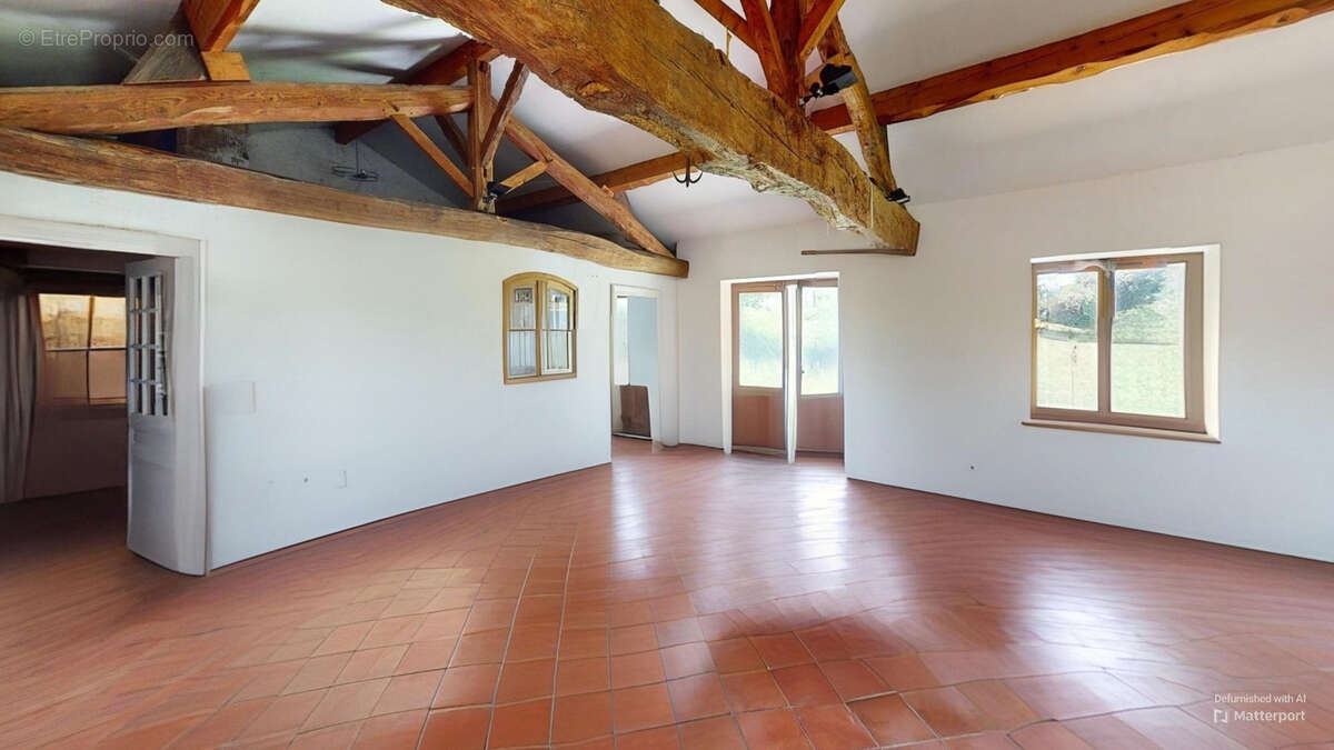 Maison à SAINT-PIERRE-LE-VIEUX