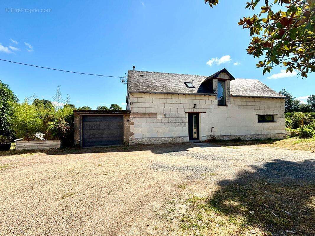 Longère avec gîte et studio indépendant - Les Rosiers Sur Loire - photo 3