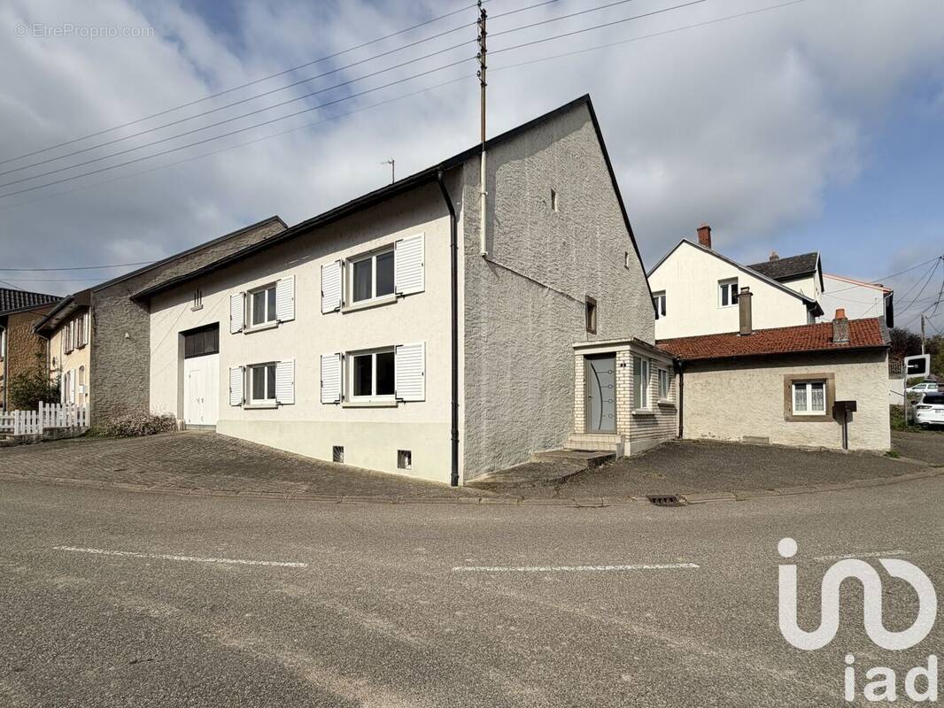Photo 1 - Maison à REDING