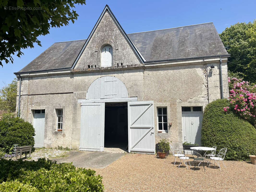 Maison à NEUVY-LE-ROI