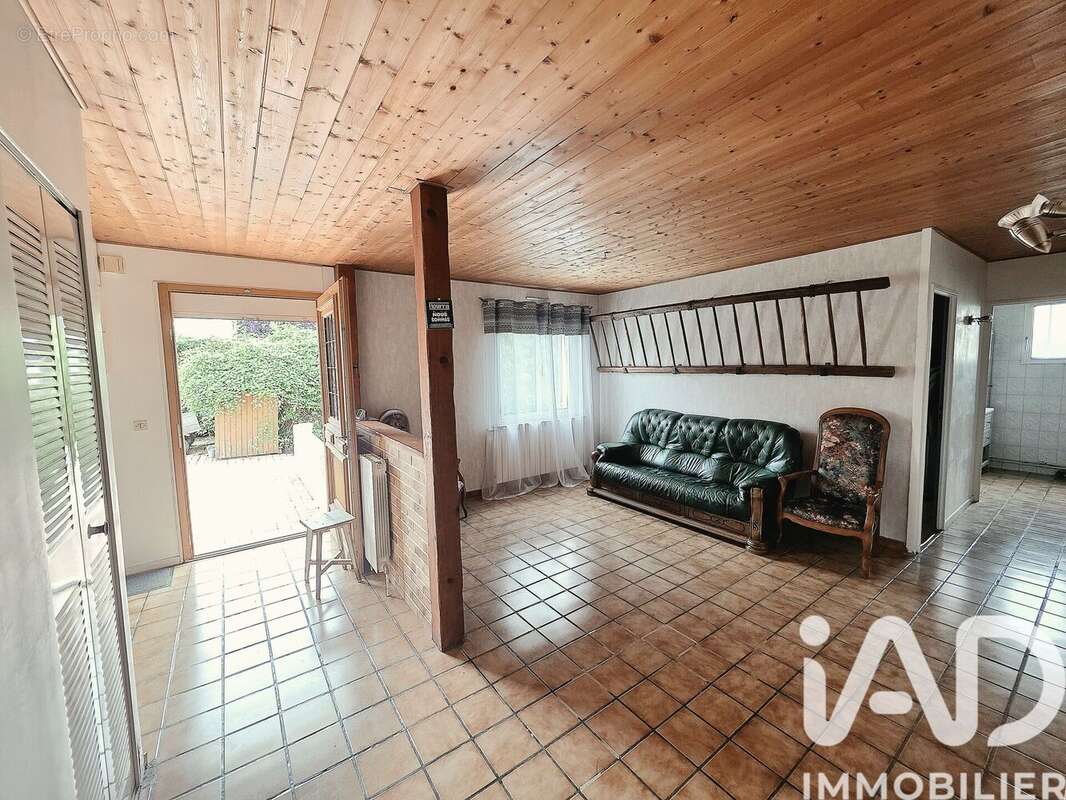 Maison 160 m² à Saint-Agnan  - photo 4