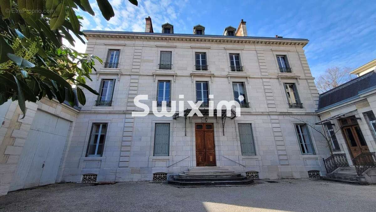 Appartement 112 m² à Lons-Le-Saunier  - photo 6