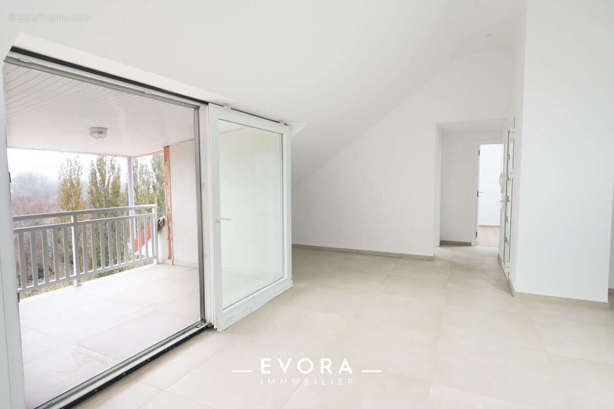 Appartement à VITRY-SUR-ORNE