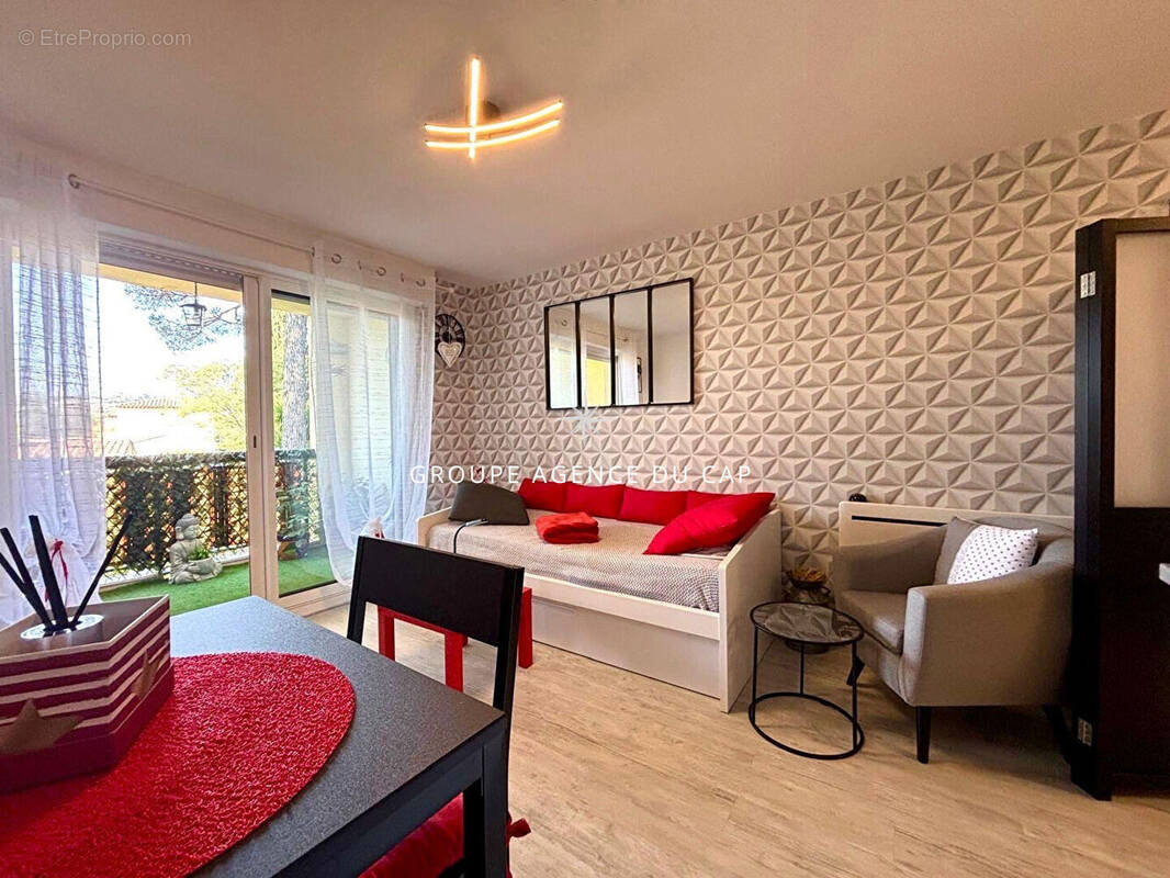 Appartement à LES ISSAMBRES