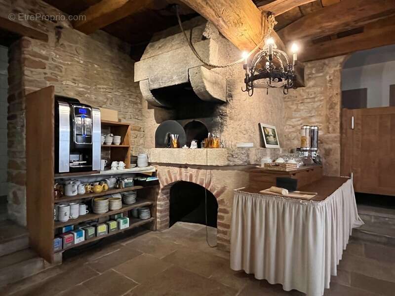 Fonds de commerce d'Hôtel-Restaurant à vendre CORMATIN (71) - photo 5