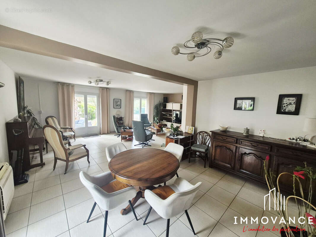 Maison à FRONTIGNAN