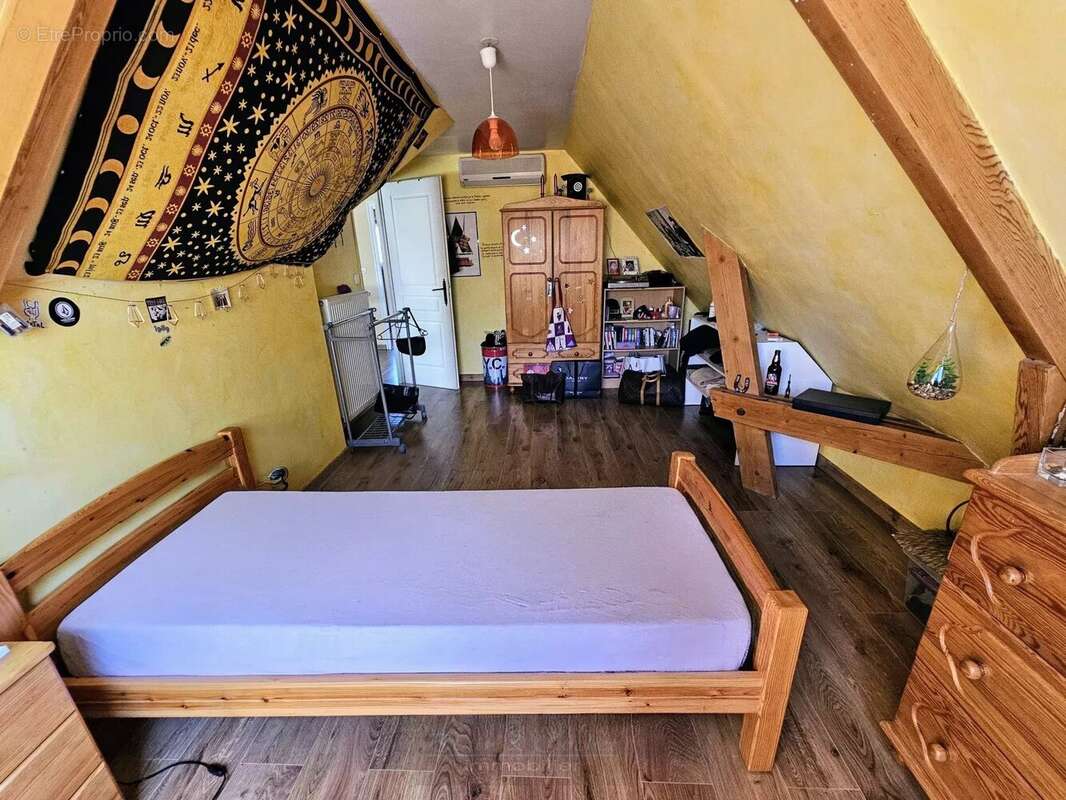 Maison à VILLEMANDEUR