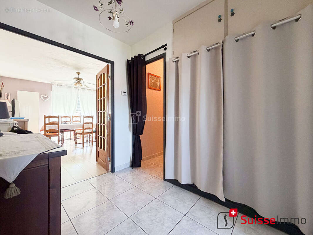 Appartement Grand Charmont 3 pièces 78.4 m2 - photo 6