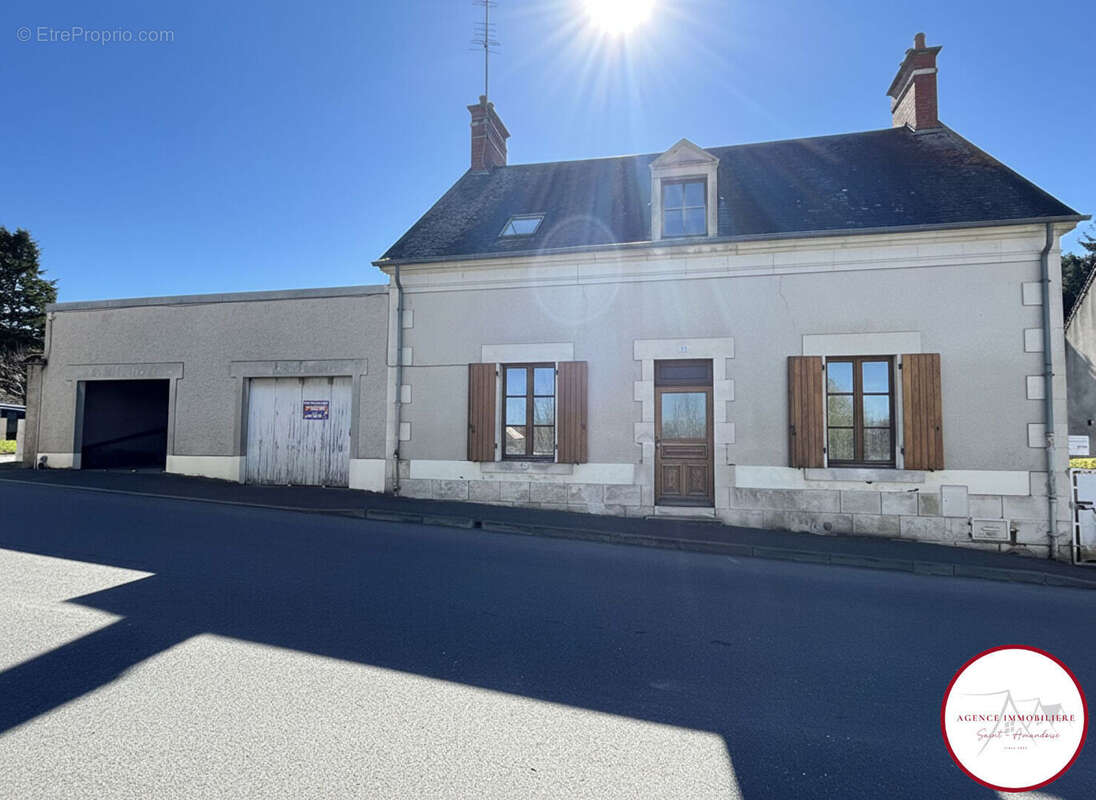 Maison à VALLENAY
