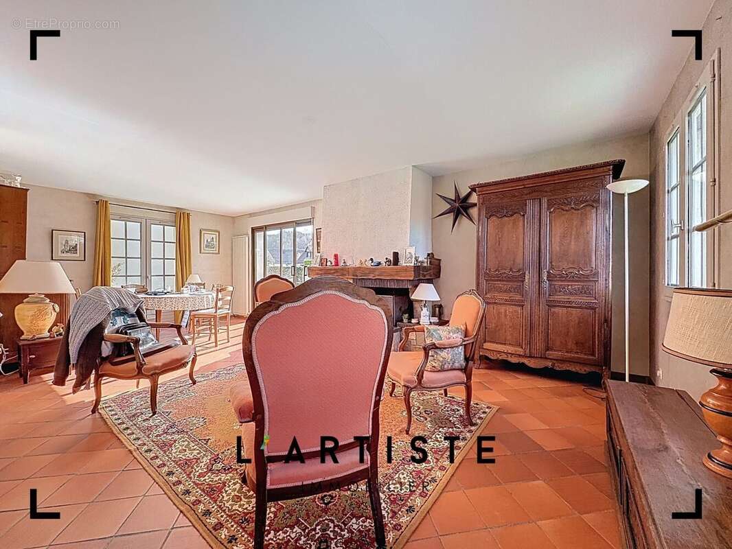 Maison à SAINT-PIERRE-DU-BOSGUERARD