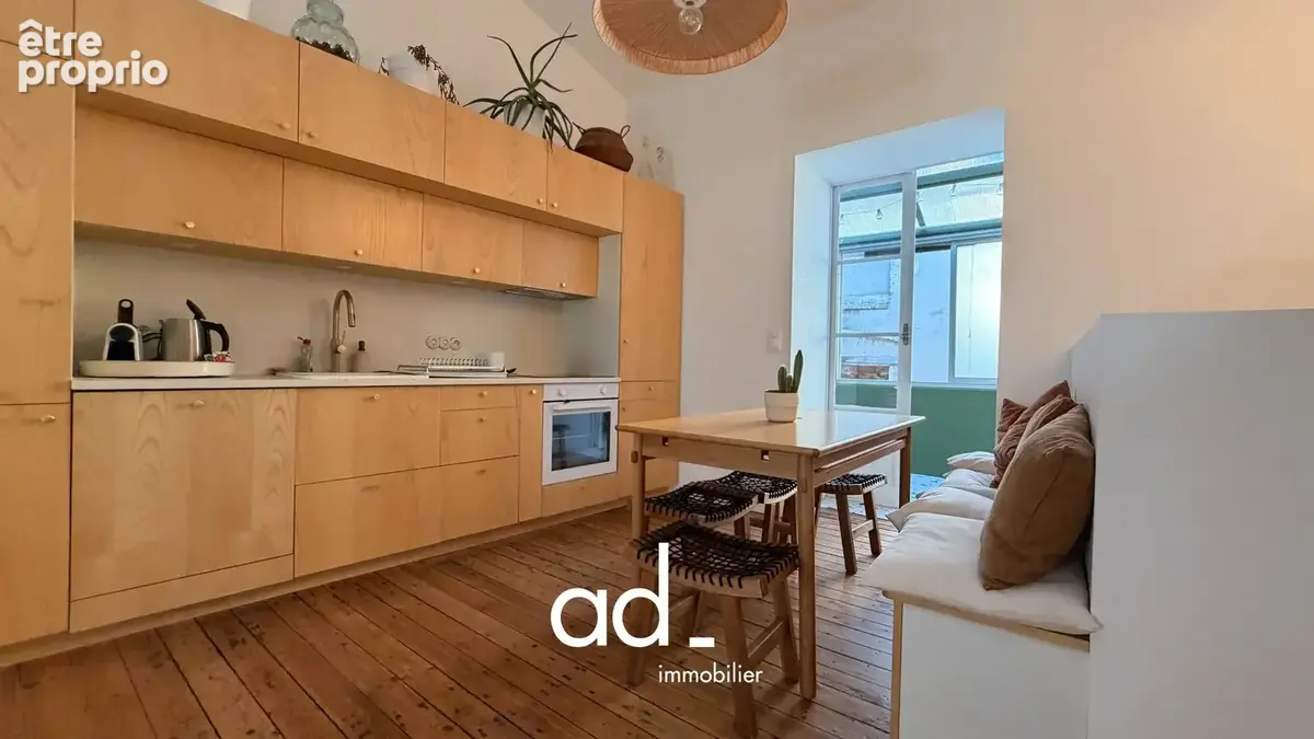 Appartement 4 pièces 68 m² à vendre à La Rochelle (17000) - photo 3