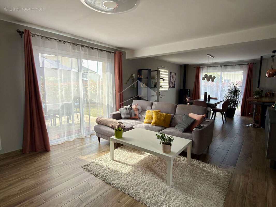 Maison 105m² à feuguerolles-bully - photo 5