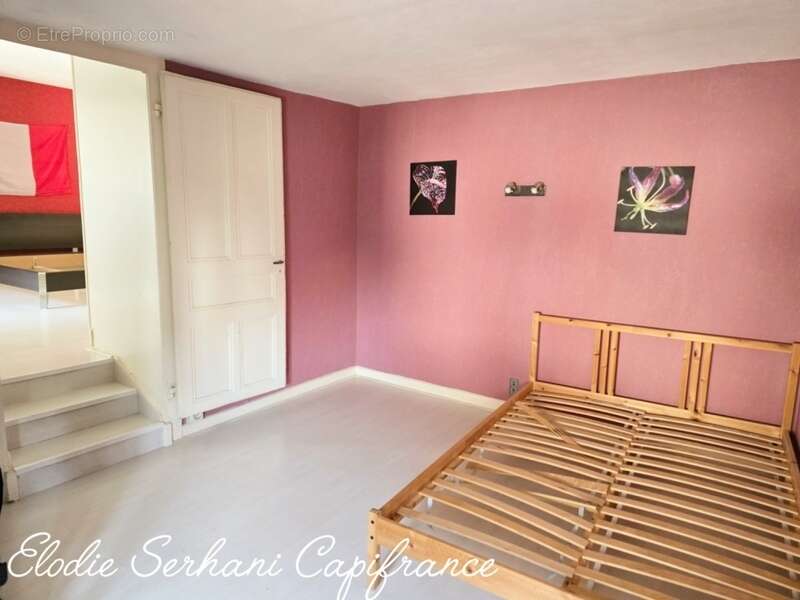 Appartement à COLOMBIER-FONTAINE