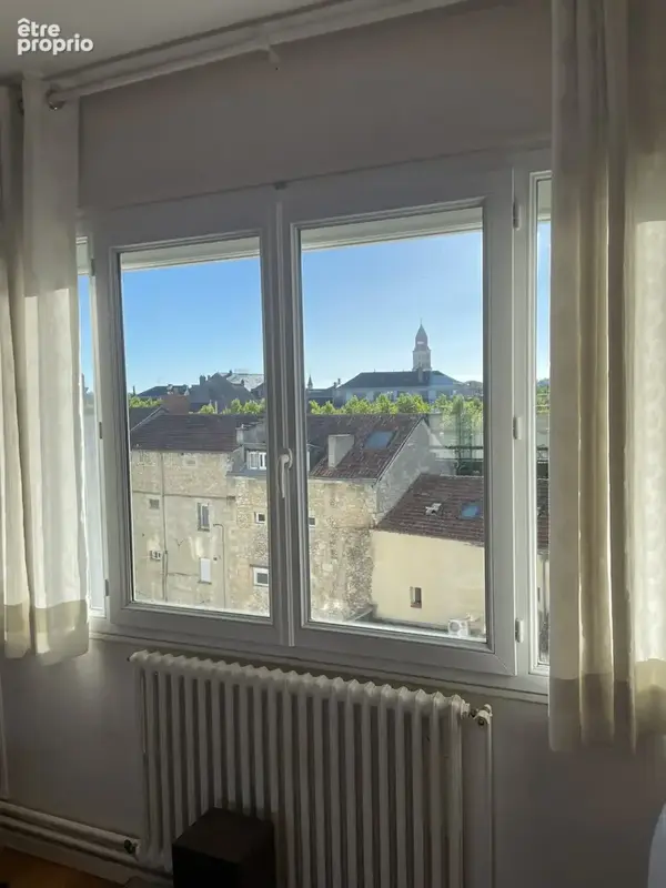 VUE SUR ST FRONT
